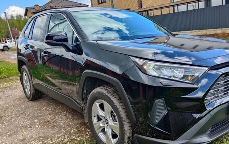 Toyota RAV4, 2020 год, 2 950 000 рублей, 8 фотография
