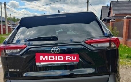 Toyota RAV4, 2020 год, 2 950 000 рублей, 5 фотография