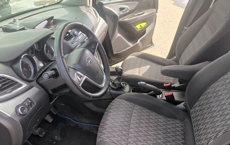 Opel Mokka I, 2012 год, 1 000 000 рублей, 17 фотография