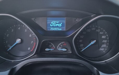 Ford Focus III, 2013 год, 850 000 рублей, 2 фотография