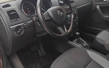 Skoda Yeti I рестайлинг, 2015 год, 1 460 000 рублей, 7 фотография
