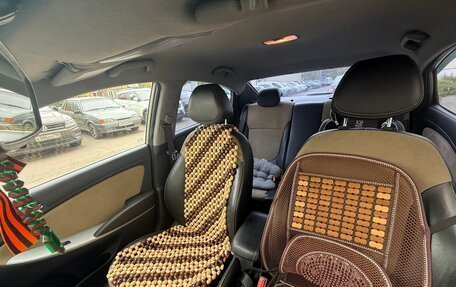 Hyundai Solaris II рестайлинг, 2011 год, 700 000 рублей, 16 фотография