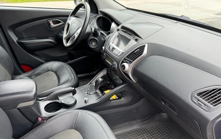 Hyundai ix35 I рестайлинг, 2012 год, 1 100 000 рублей, 8 фотография