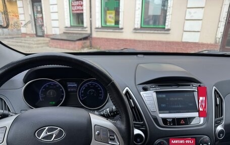 Hyundai ix35 I рестайлинг, 2012 год, 1 100 000 рублей, 14 фотография