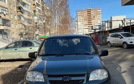 Chevrolet Niva I рестайлинг, 2012 год, 599 000 рублей, 4 фотография