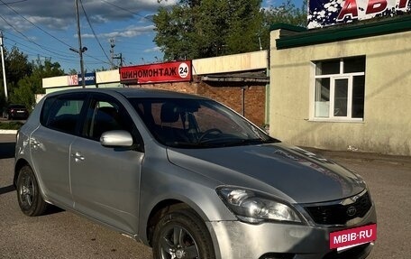 KIA cee'd I рестайлинг, 2010 год, 410 000 рублей, 3 фотография