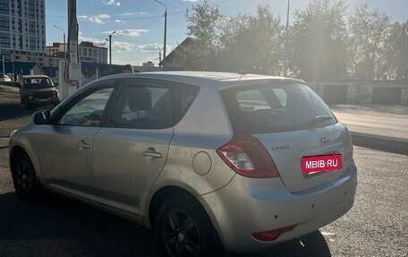KIA cee'd I рестайлинг, 2010 год, 410 000 рублей, 4 фотография