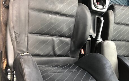 Audi A4, 1996 год, 400 000 рублей, 10 фотография