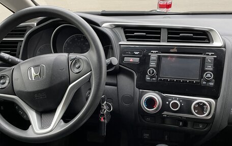 Honda Fit III, 2019 год, 1 696 000 рублей, 3 фотография