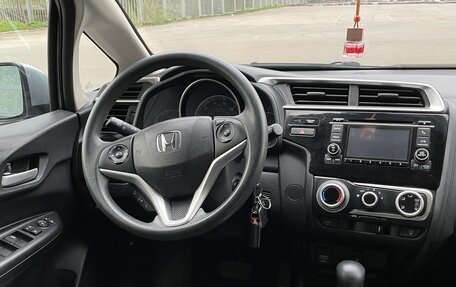 Honda Fit III, 2019 год, 1 696 000 рублей, 2 фотография