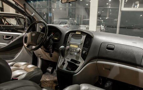 Hyundai Grand Starex Grand Starex I рестайлинг 2, 2014 год, 1 995 000 рублей, 15 фотография