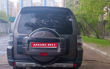 Mitsubishi Pajero IV, 2008 год, 1 800 000 рублей, 9 фотография