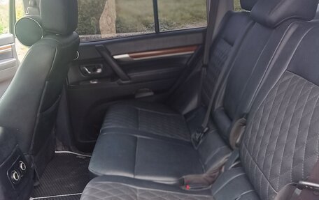 Mitsubishi Pajero IV, 2008 год, 1 800 000 рублей, 20 фотография