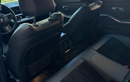 BMW 3 серия, 2020 год, 3 900 000 рублей, 31 фотография