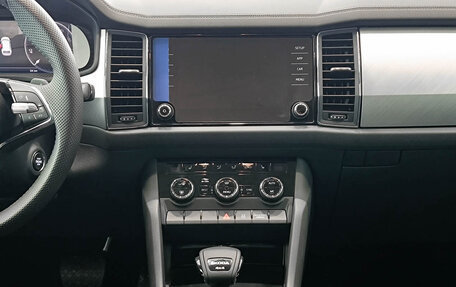 Skoda Kodiaq I, 2025 год, 4 590 000 рублей, 19 фотография