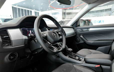 Skoda Kodiaq I, 2025 год, 4 590 000 рублей, 20 фотография