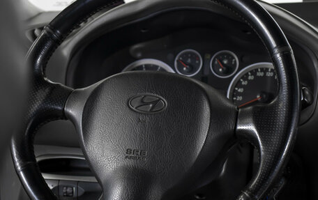 Hyundai Santa Fe III рестайлинг, 2005 год, 655 000 рублей, 13 фотография