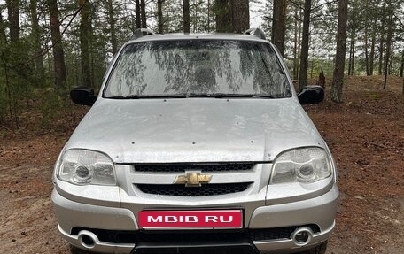 Chevrolet Niva I рестайлинг, 2009 год, 350 000 рублей, 1 фотография
