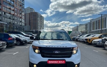 Ford Explorer VI, 2014 год, 1 600 000 рублей, 1 фотография