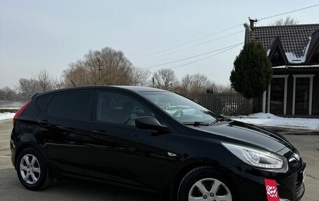 Hyundai Solaris II рестайлинг, 2013 год, 980 000 рублей, 9 фотография
