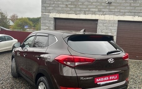 Hyundai Tucson III, 2017 год, 2 000 000 рублей, 6 фотография