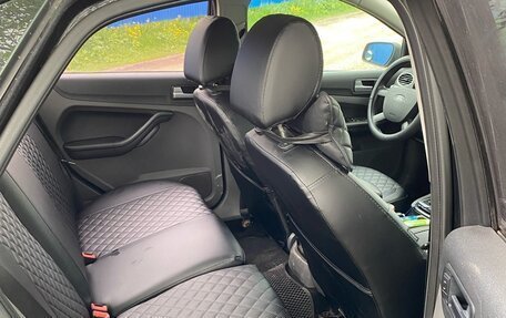 Ford Focus II рестайлинг, 2005 год, 302 000 рублей, 9 фотография