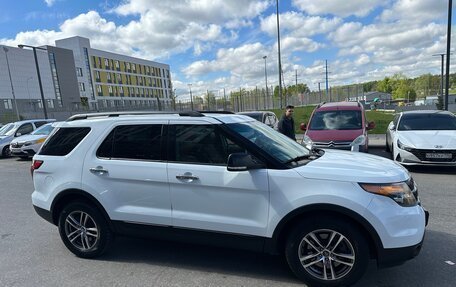 Ford Explorer VI, 2014 год, 1 600 000 рублей, 3 фотография