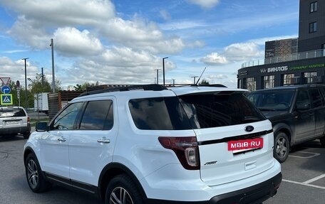 Ford Explorer VI, 2014 год, 1 600 000 рублей, 5 фотография