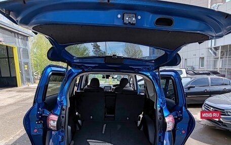 Toyota Sienta II, 2018 год, 1 600 000 рублей, 5 фотография