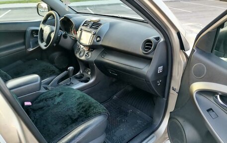 Toyota RAV4, 2010 год, 1 590 000 рублей, 8 фотография