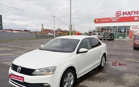 Volkswagen Jetta VI, 2017 год, 1 500 000 рублей, 2 фотография