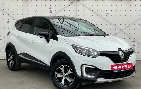Renault Kaptur I рестайлинг, 2017 год, 1 140 000 рублей, 2 фотография