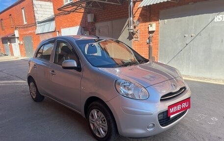 Nissan March IV, 2011 год, 550 000 рублей, 2 фотография