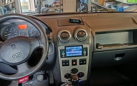 Renault Logan I, 2006 год, 370 000 рублей, 4 фотография