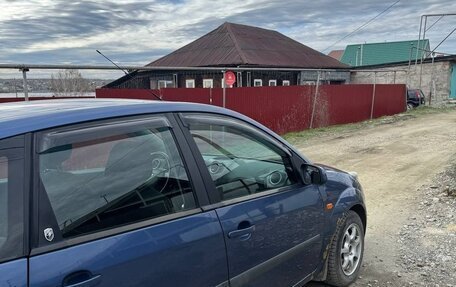 Ford Fiesta, 2006 год, 360 000 рублей, 2 фотография