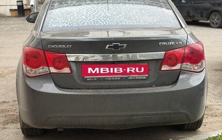 Chevrolet Cruze II, 2011 год, 515 000 рублей, 4 фотография