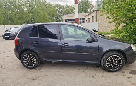 Volkswagen Golf V, 2006 год, 1 200 000 рублей, 2 фотография