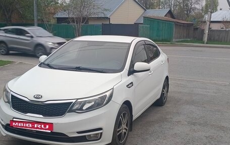 KIA Rio III рестайлинг, 2017 год, 950 000 рублей, 4 фотография