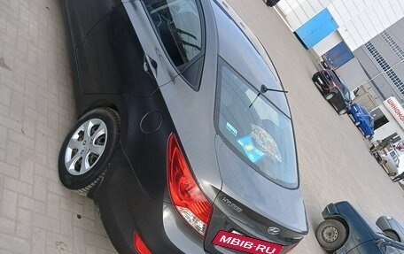Hyundai Solaris II рестайлинг, 2013 год, 839 000 рублей, 3 фотография