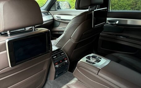 BMW 7 серия, 2014 год, 2 750 000 рублей, 16 фотография