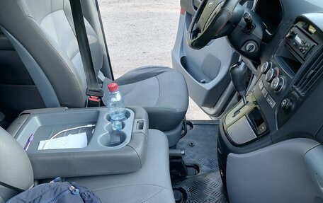 Hyundai Grand Starex Grand Starex I рестайлинг 2, 2010 год, 1 350 000 рублей, 8 фотография