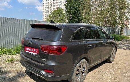KIA Sorento II рестайлинг, 2018 год, 2 500 000 рублей, 2 фотография