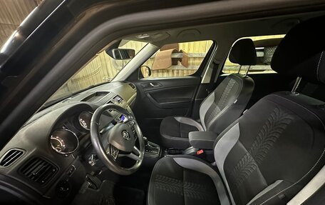 Skoda Yeti I рестайлинг, 2017 год, 2 050 000 рублей, 13 фотография