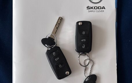 Skoda Yeti I рестайлинг, 2017 год, 2 050 000 рублей, 18 фотография