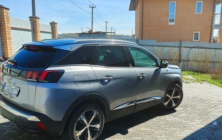 Peugeot 3008 II, 2018 год, 1 990 000 рублей, 2 фотография