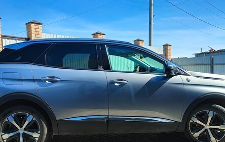 Peugeot 3008 II, 2018 год, 1 990 000 рублей, 3 фотография
