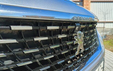 Peugeot 3008 II, 2018 год, 1 990 000 рублей, 12 фотография
