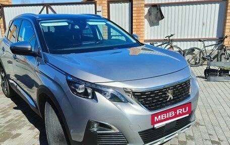 Peugeot 3008 II, 2018 год, 1 990 000 рублей, 13 фотография