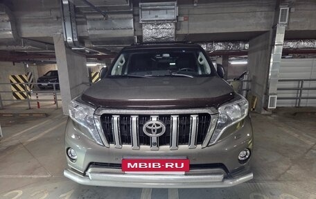 Toyota Land Cruiser Prado 150 рестайлинг 2, 2017 год, 4 600 000 рублей, 2 фотография