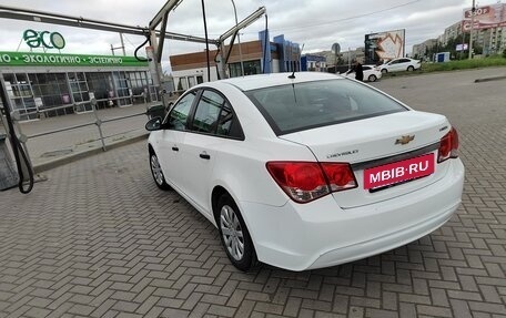 Chevrolet Cruze II, 2013 год, 870 000 рублей, 4 фотография